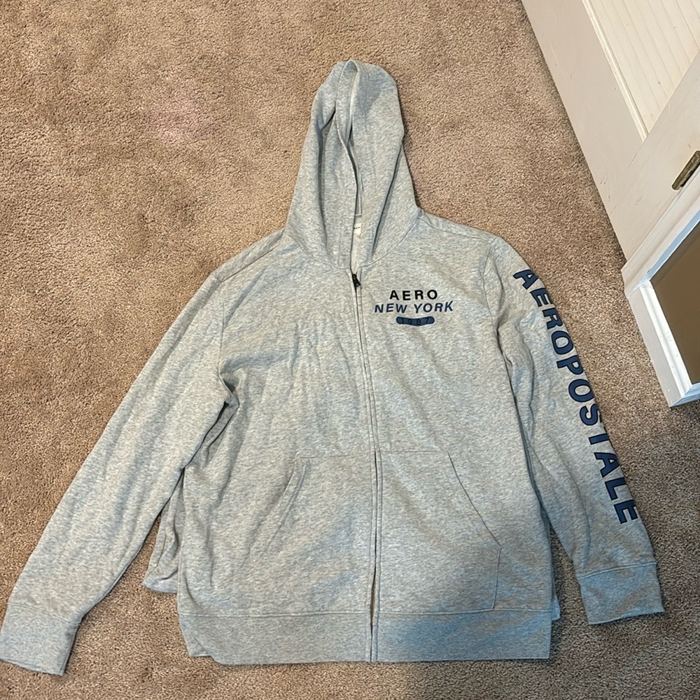 Aeropostale sweatsuit set, grey zip up hoodie is XL and bottom is LG